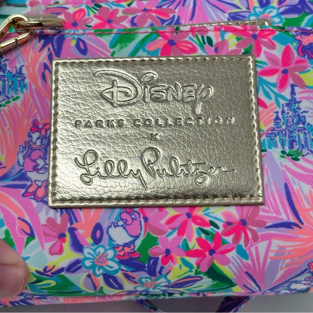 Disney Parks Lilly Pulitzer Dreamin’ Crossbody Purse Minnie Daisy Bag NWT - Picture 2 of 15